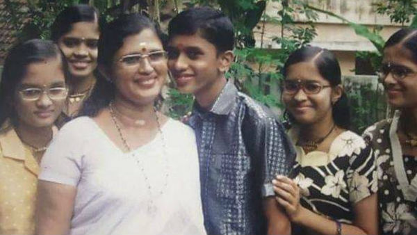 चार लड़कियों की एक साथ होनी थी शादी चार लड़कियों की एक साथ होनी थी शादी