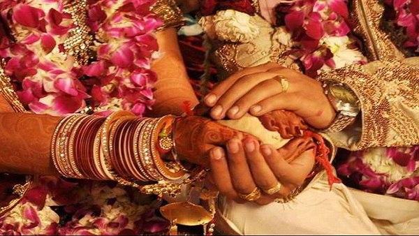 अकेले पड़ गए इकलौते भाई अकेले पड़ गए इकलौते भाई