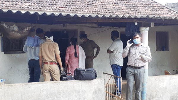 In Kutch, a man killed his 3 Daughters And Wife, then Drinking Poison