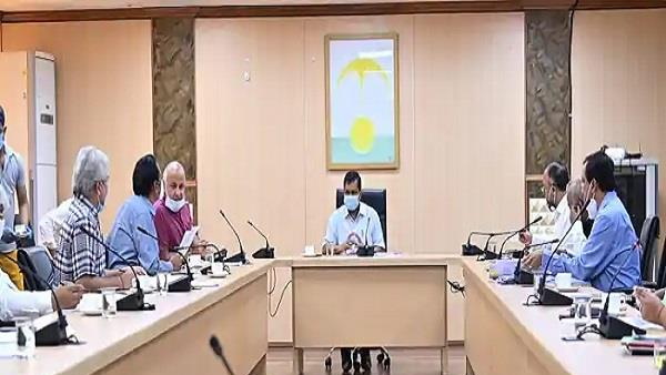 इन कर्मचारियों को भी दिल्ली सरकार ने दिया तोहफा इन कर्मचारियों को भी दिल्ली सरकार ने दिया तोहफा
