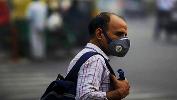 चेहरे पर मास्क पहनने से ऑक्सीजन के स्तर में कमी संभव नहीं है