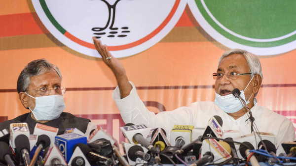 जब प्रेस कॉन्फ्रेंस में उठे चुभते सवाल जब प्रेस कॉन्फ्रेंस में उठे चुभते सवाल