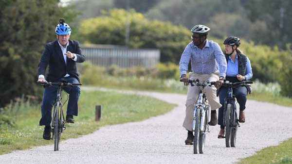 प्राइवेट वाहन या साइकिल का उपयोग करने का निर्देश प्राइवेट वाहन या साइकिल का उपयोग करने का निर्देश