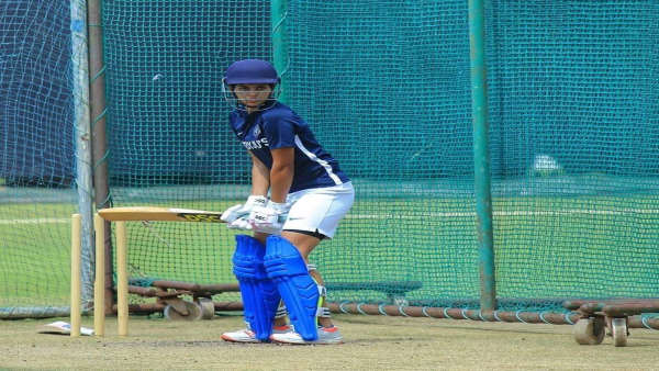  प्रिया पूनिया राइड हैंड की बेहतरीन बल्लेबाज