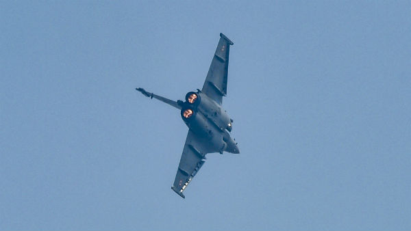 पाकिस्‍तान की मशीनरी भी एक्टिव 