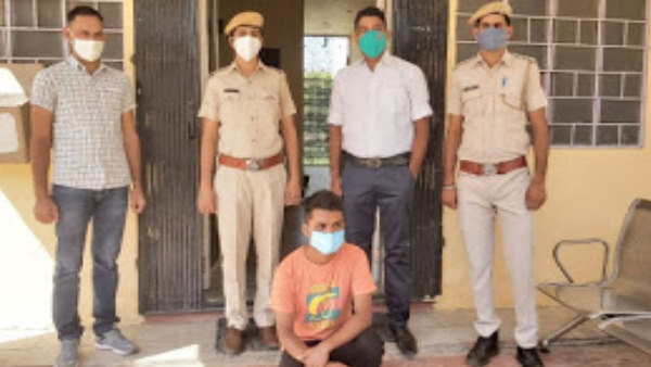 दो बार निकाले थे रुपए