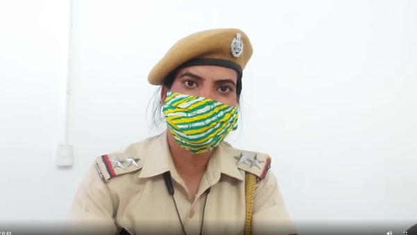 पुलिस सीसीटीवी फुटेज खंगालने में जुट गई पुलिस सीसीटीवी फुटेज खंगालने में जुट गई