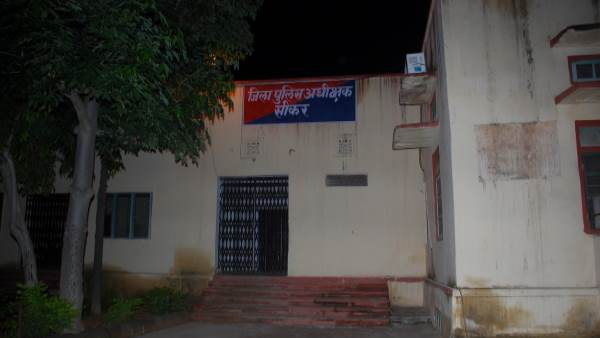  मोहम्मद सहनाजुददीन की पत्नी ने भी लगाए आरोप