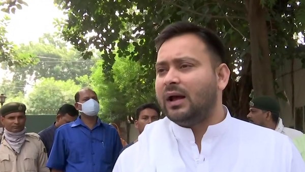 RJD Tejashwi Yadav targets on Bihars CM Nitish Kumar Over jobs