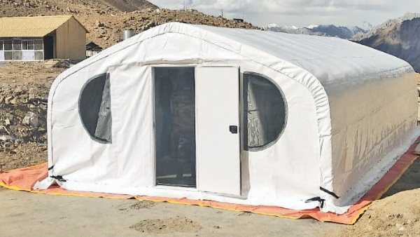startup company built the tent, will keep the seals safe in Temperature Of Minus 30 Degrees At 15500 Feet height