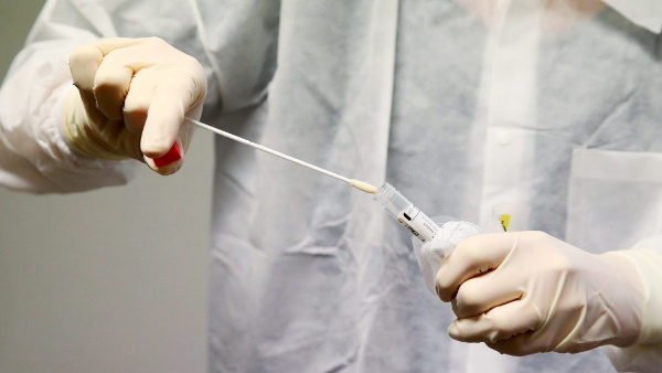 बिना कोरोना रिपोर्ट अस्पताल नहीं करते इलाज