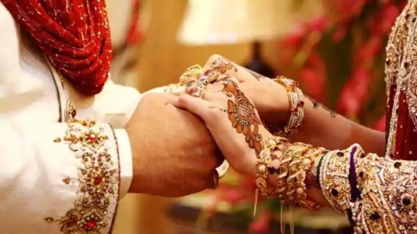 27 अक्टूबर को हुई थी वकील की शादी