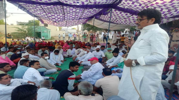 11 अक्टूबर : तीसरे दिन शुरू हो गई राजनीति