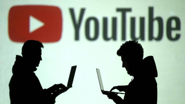 वैक्सीन पर गलत जानकारी दे रहे कई यूट्यूबर