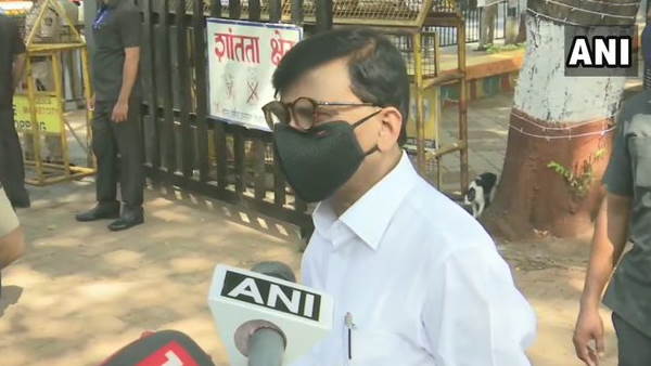 भाजपा कहती रही है शिवसेना के हिंदुत्व छोड़ देने की बात