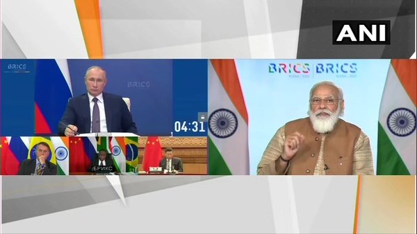 ब्रिक्स के 15 साल पूरे होने पर विभिन्न निर्णयों का मूल्यांकन रिपोर्ट बनाई जाए