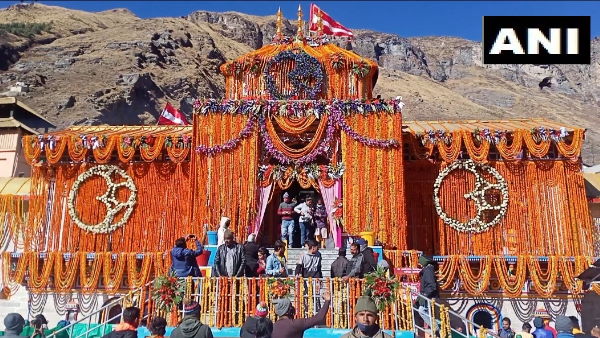 Uttarakhand Badrinath Temple decorated ahead of Diwali . Uttarakhand Badrinath Temple decorated ahead of Diwali .