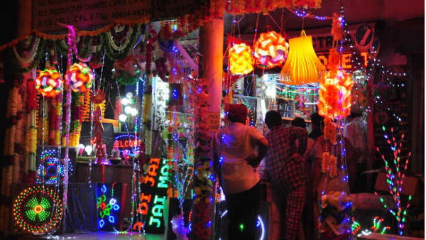 चीन को करीब 400 अरब रुपये तक का नुकसान चीन को करीब 400 अरब रुपये तक का नुकसान