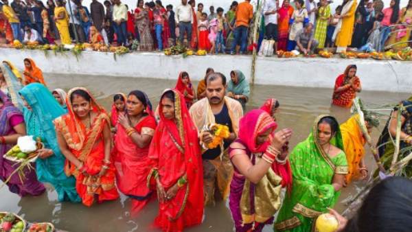 मंदिर की घंटी, आरती की थाली,