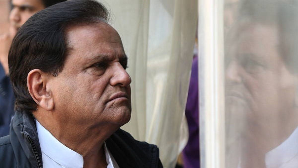 today, Ahmed Patel’s Last Rites At His Native Village In Gujarat’s Bharuch today, Ahmed Patel’s Last Rites At His Native Village In Gujarat’s Bharuch
