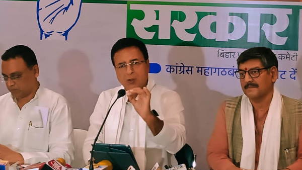 ध्रुवीकरण की कोशिश में भाजपा और ओवैसी