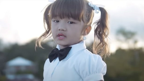 सोशल मीडिया पर बड़ी संख्या में फॉलोवर्स