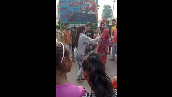 नाचते-गाते पहुंचे मुक्तिधाम नाचते-गाते पहुंचे मुक्तिधाम