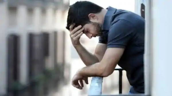 शख्स पत्नी के साथ रोजाना हो रहे झगड़ों से इतना तंग आ गया था 