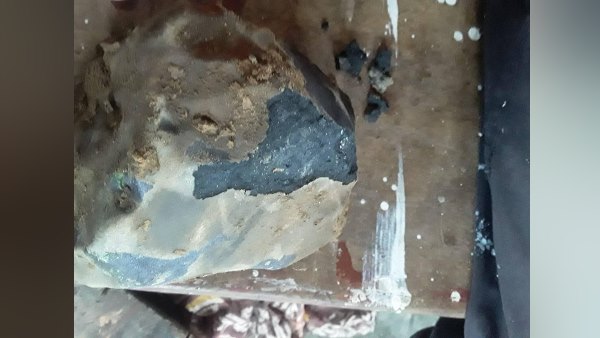 CM1/2 कार्बोनेसियस चोंडराईट के रूप में हुई पहचान CM1/2 कार्बोनेसियस चोंडराईट के रूप में हुई पहचान