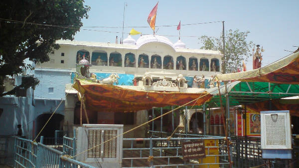  खाटूश्यामजी मंदिर के पट खोलने के लिए होगी बैठक