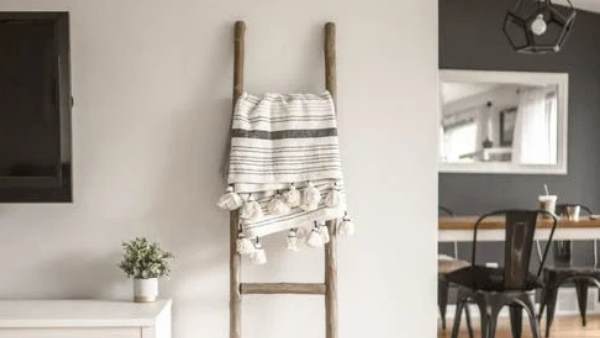 घर में करवाया है खास पेंट घर में करवाया है खास पेंट