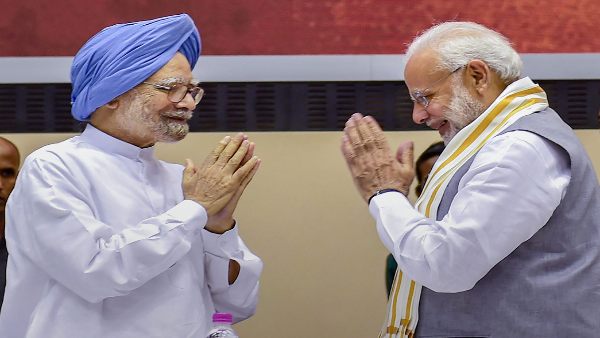 संस्मरण में जिक्र, जब सोनिया गांधी पार्टी अध्यक्ष पद छोड़ेंगी, तो क्या होगा?