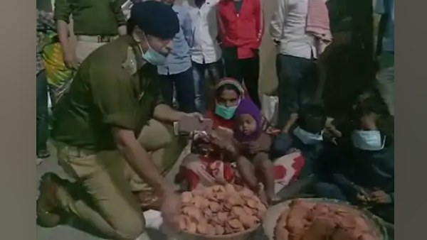 एसपी सिटी ने खरीद लिए सारे दिये