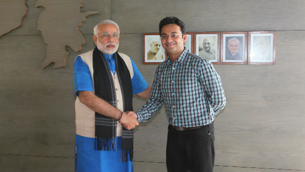 नरेंद्र मोदी को दी पवित्र कुरान