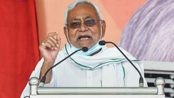 क्या ऐसा होता है कि कोई मुख्यमंत्री काम करे और उसे वोट नहीं मिले? 