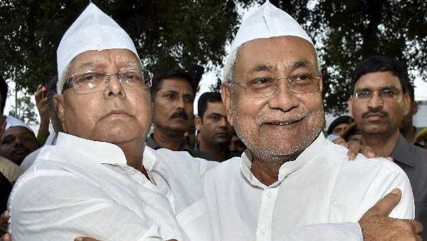 2015 में लालू संग बनाया महागठबंधन