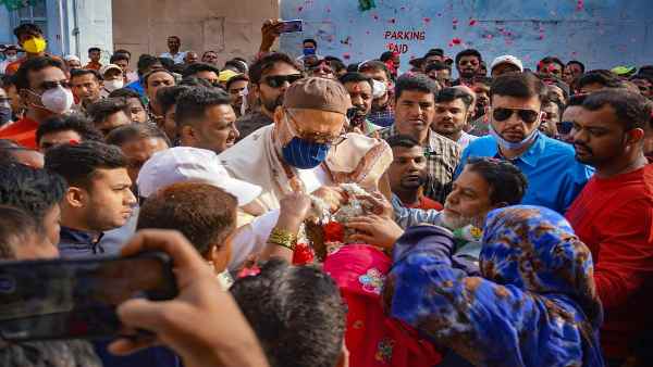 तेलंगाना से ज्यादा दूसरे राज्यों में चुनाव लड़ती है ओवैसी की पार्टी