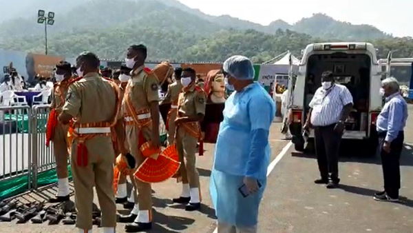 यात्री न मिलने की बात निकलकर आई