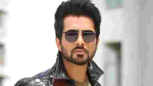 जानिए क्‍या दिया सोनू सूद ने जवाब