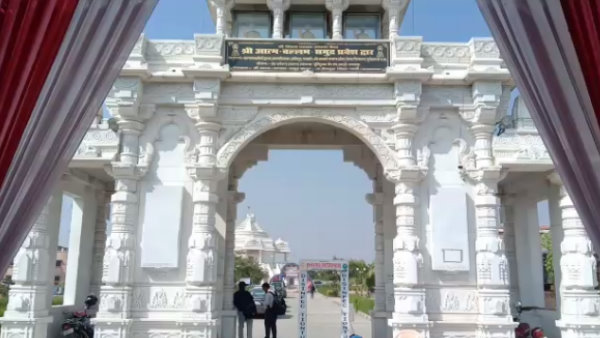  आचार्य विजय ने पाकिस्तान में किया था चातुर्मास