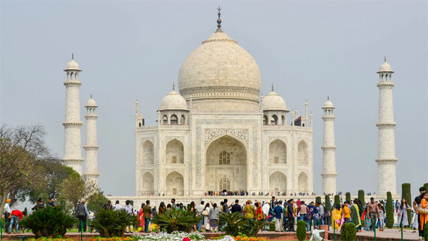 सामान्य दिनों में 25000 लोग करते हैं दीदार