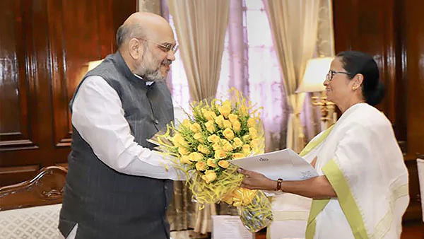 दो दिन के दौरे के बाद पश्चिम बंगाल से लौटे हैं अमित शाह