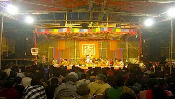 एकतारा और डुबकी प्रमुख वाद्ययंत्र