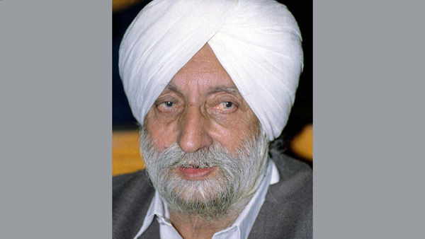 सचिवालय में मानव बम से हुई सीएम की हत्या