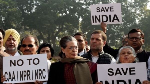  कांग्रेस भले बर्बाद हो जाए लेकिन इसे संभालेंगे सिर्फ सोनिया और राहुल ही! 