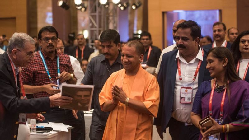 योगी की नई फ़िल्म सिटी से मुंबई को कितना ख़तरा