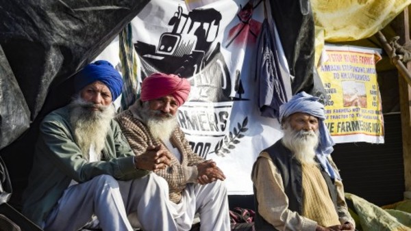 नए कृषि कानूनों पर किसान क्यों हैं आंदोलित, आसान भाषा में समझिए 