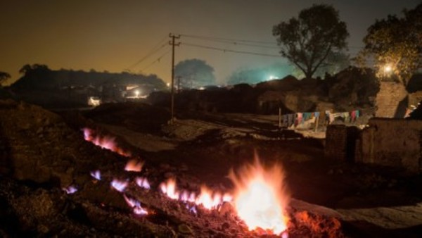 क्या आग बुझाना मुमकिन नहीं ?