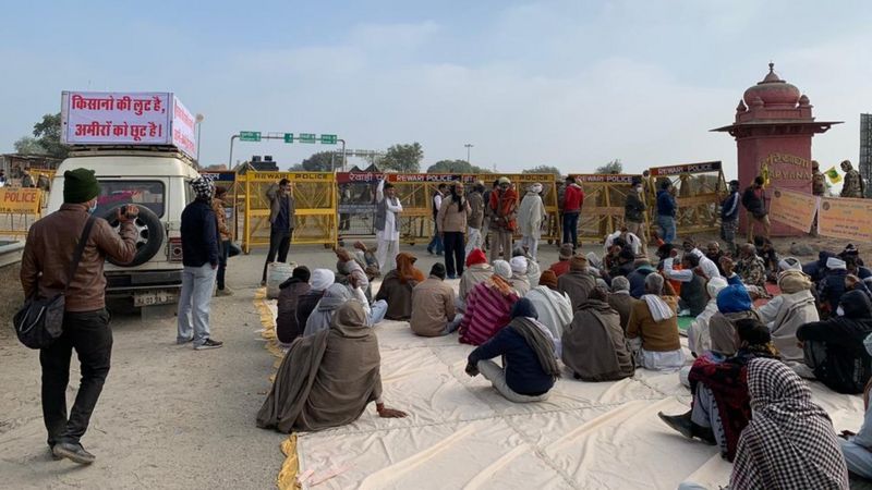 किसान आंदोलनः कड़ाके की ठंड में खुले आसमान तले फ़रियाद - ग्राउंड रिपोर्ट