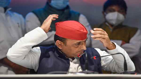 सपा को बदलनी होगी अपनी रणनीति 